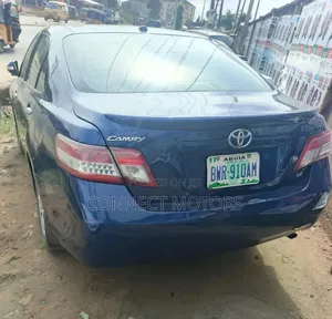 Toyota Camry 2011 Blue