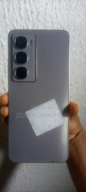 Itel City 100 128 GB Silver