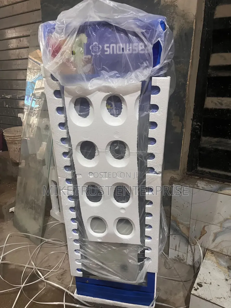Snowsea 300L Chiller. Lc300w
