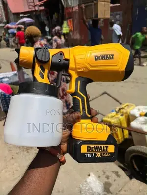 DeWalt Cordless Paint Spray Gun With Battery