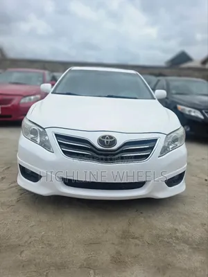 Toyota Camry XLE V6 4dr Sedan (3.5L 6cyl 6AM) 2008 White