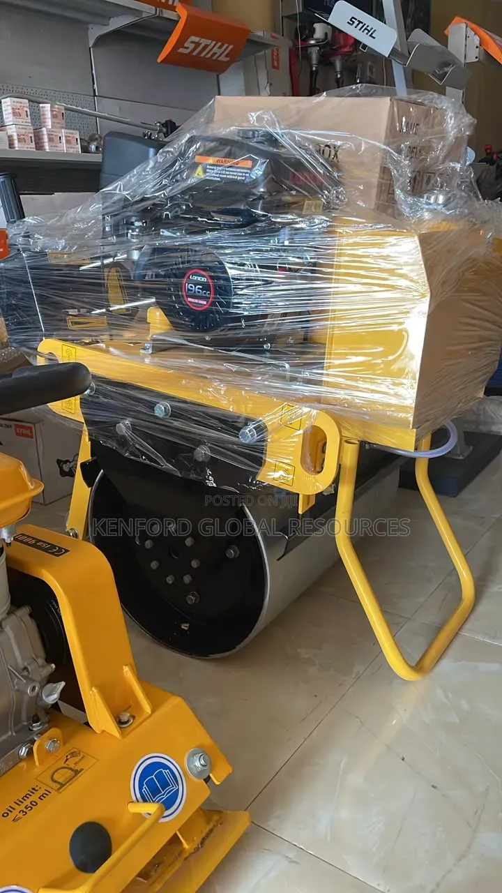 Double Drum Roller Compactor With Air Cool Diesel Engine