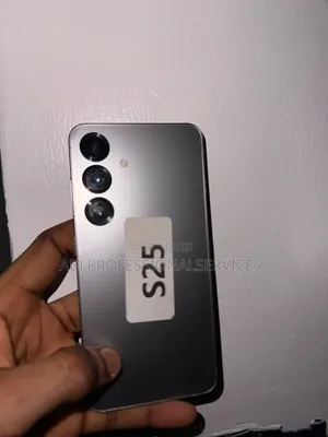 Samsung Galaxy S25 128 GB Gray