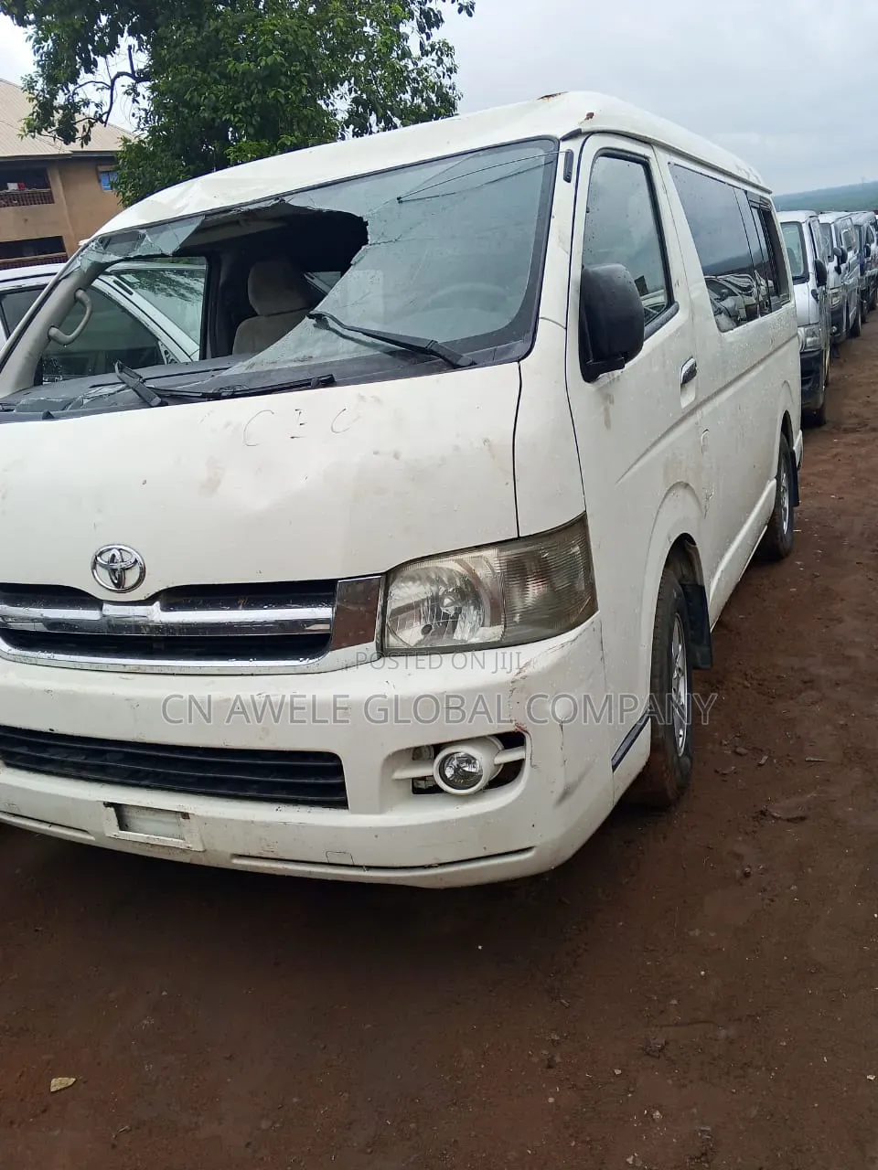 Toyota HiAce 2014 White