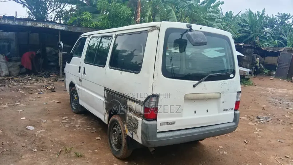 Mazda Bongo 2012 White