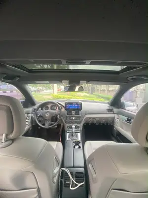 Mercedes-Benz C300 2010 Gray