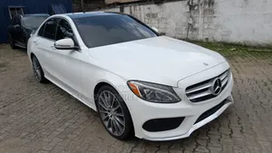 Mercedes-Benz C300 Sport 4Matic Sedan AWD (2.0L 4cyll 7A) 2016 White