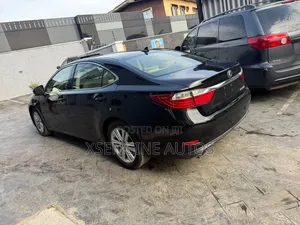 Lexus ES 2014 Black