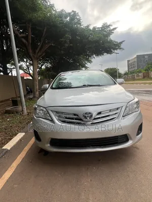 Toyota Corolla L 4-Speed Automatic 2013 Silver