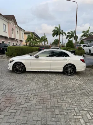 Mercedes-Benz C200 2019 White