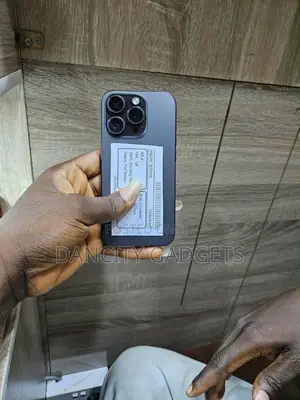 Apple iPhone 15 Pro 128 GB Black