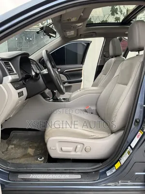 Toyota Highlander 2015 Blue