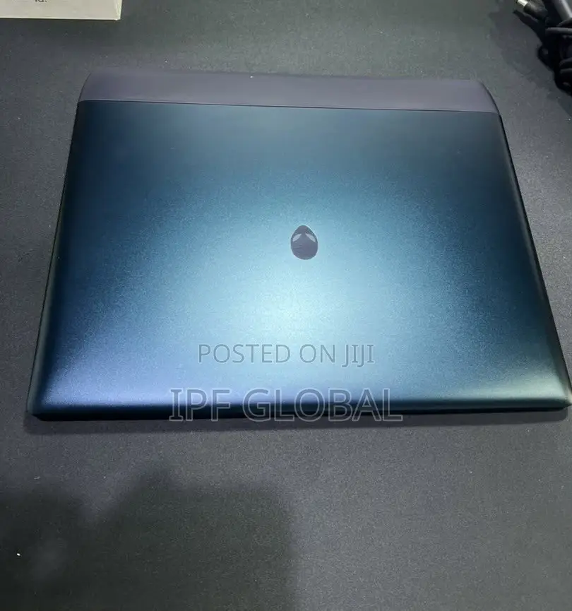 Laptop Alienware Area-51 32GB Intel Core Ultra 9 SSD 1T