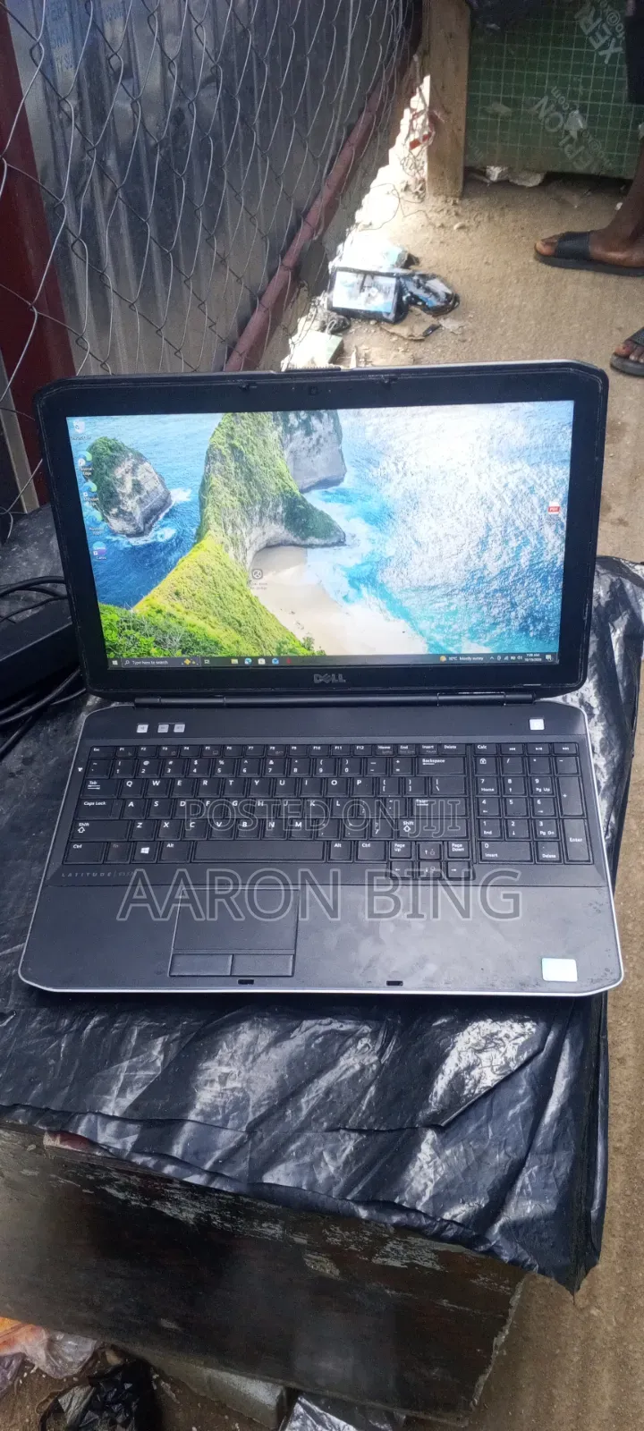 Laptop Dell Latitude E5530 8GB Intel Core i3 HDD 350GB