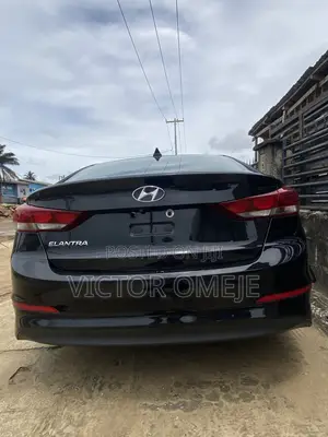 Hyundai Elantra 2017 Black