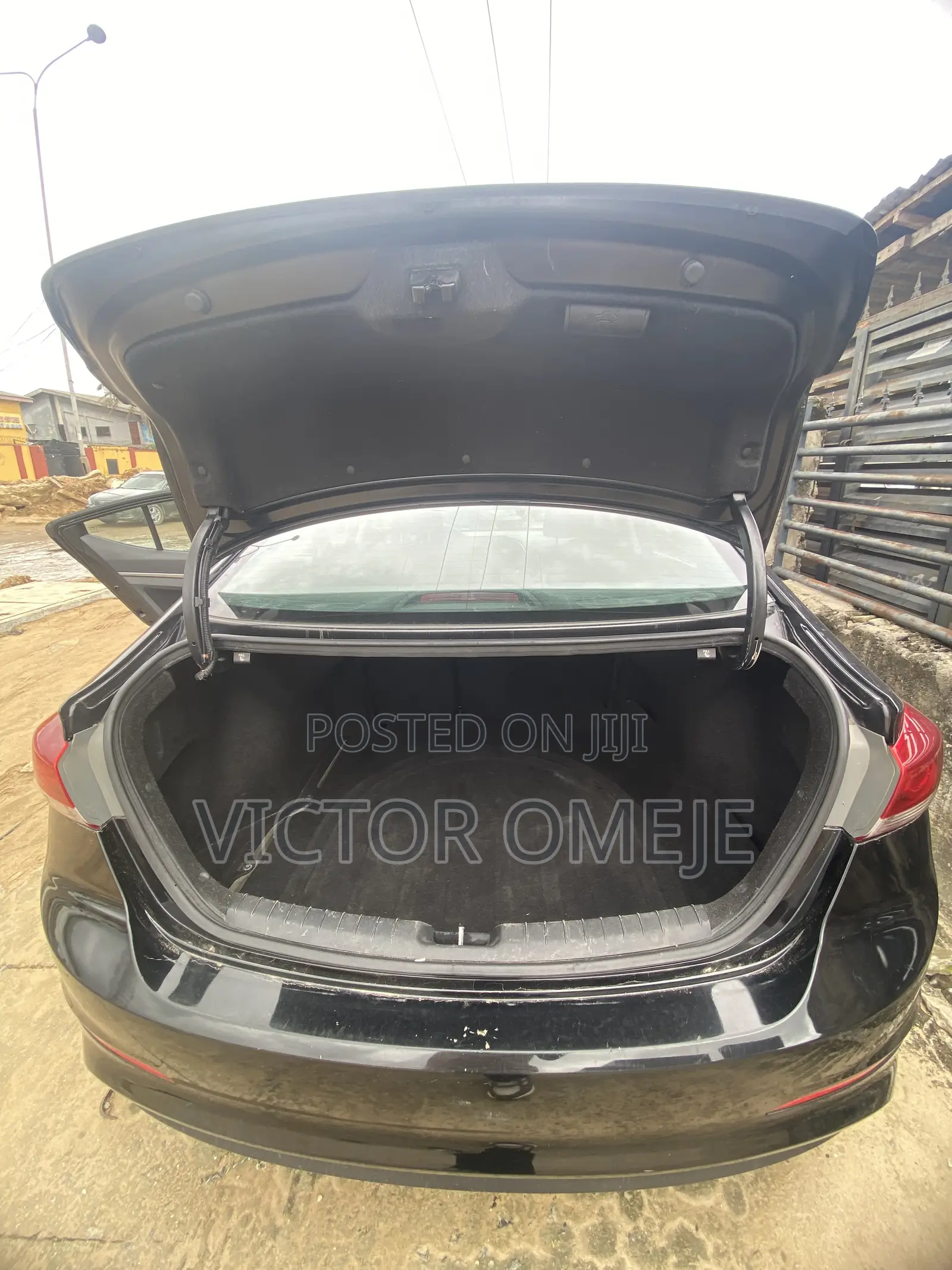 Hyundai Elantra 2017 Black