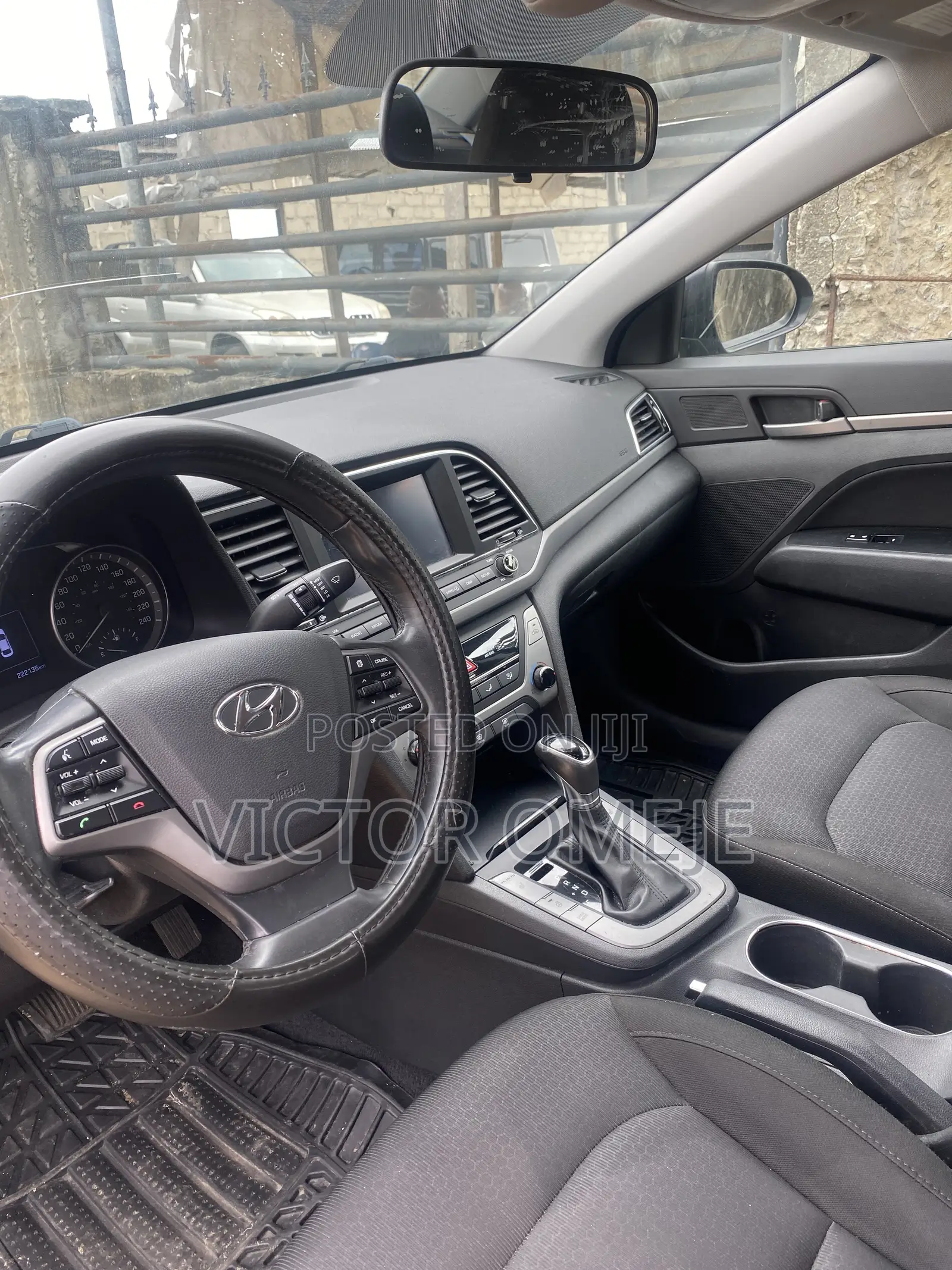 Hyundai Elantra 2017 Black