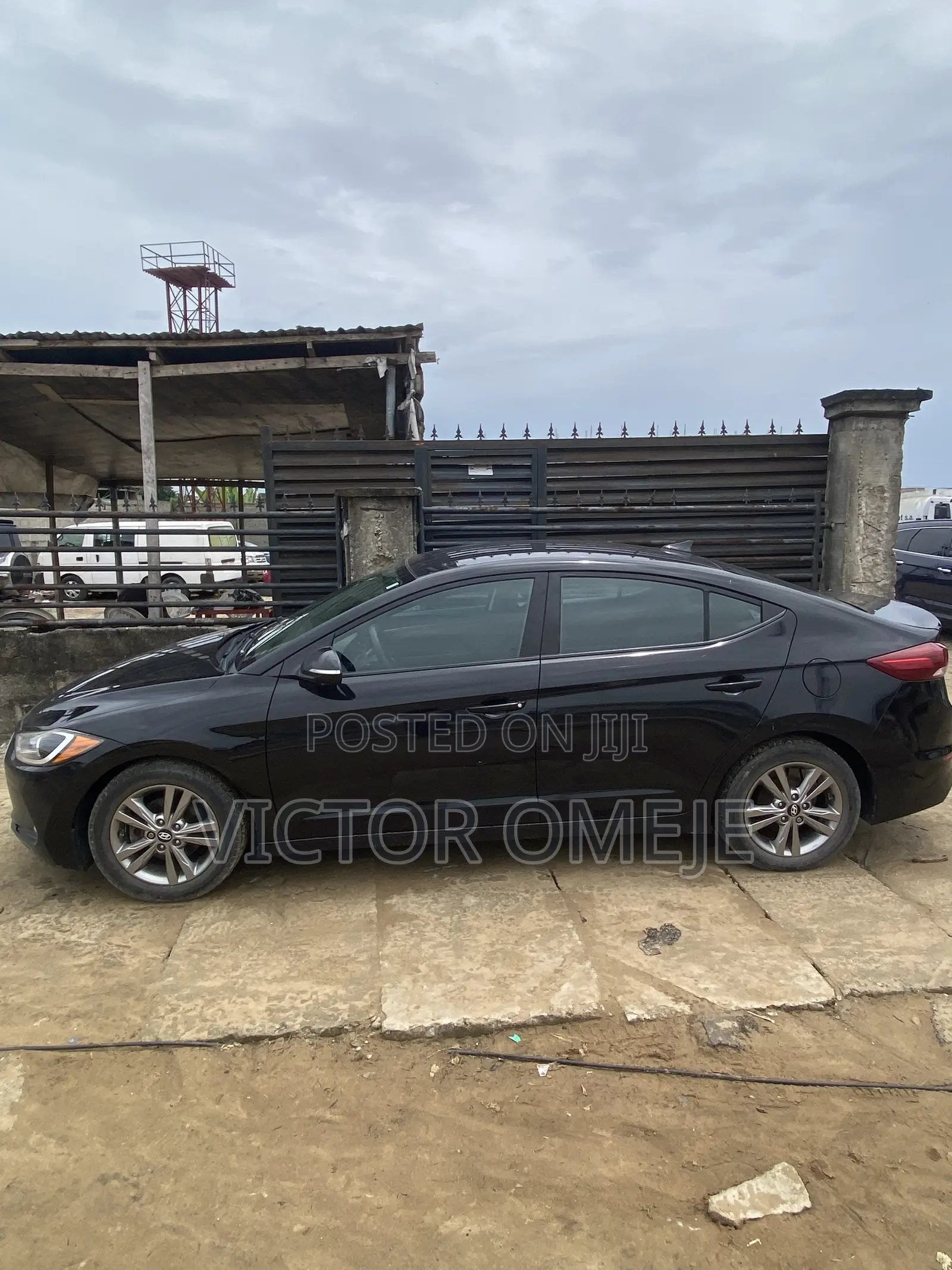 Hyundai Elantra 2017 Black