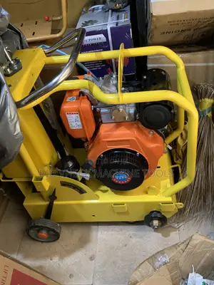 Quality Diesel Road Cutter
