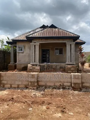 3bdrm Bungalow in Erazer, Benin City for sale