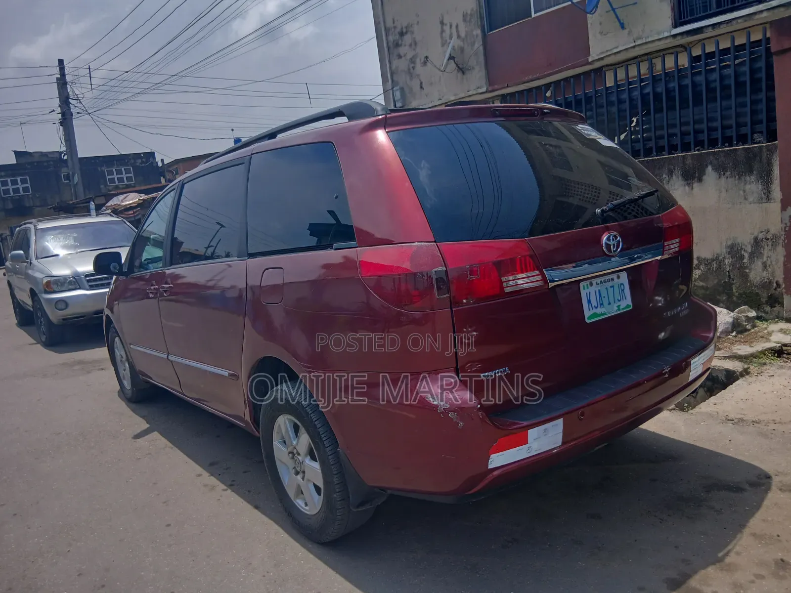 Toyota Sienna 2006 Red