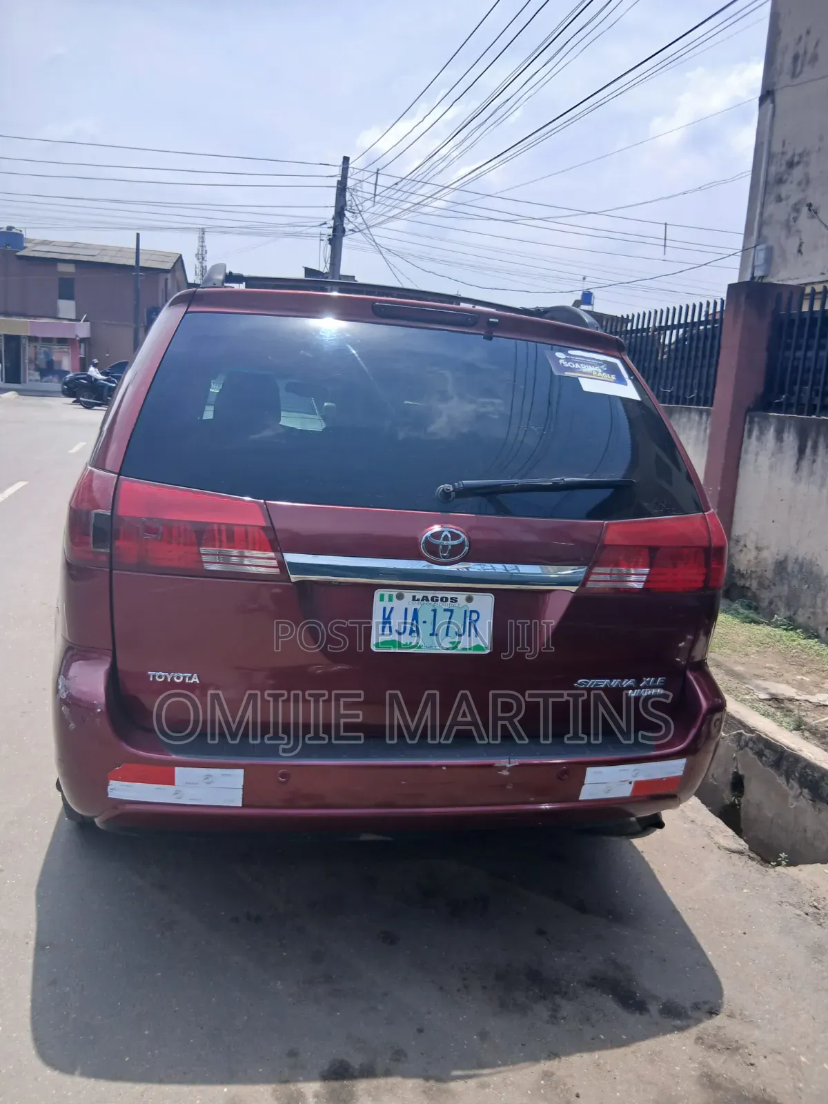 Toyota Sienna 2006 Red