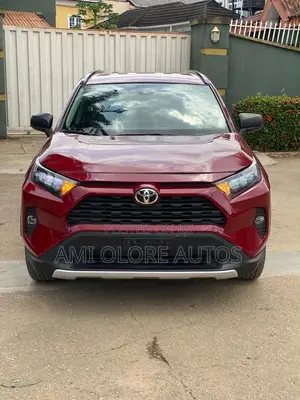 Toyota RAV4 LE 2021 Red
