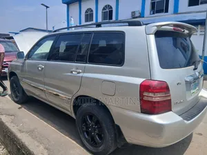 Toyota Highlander 2004 Silver