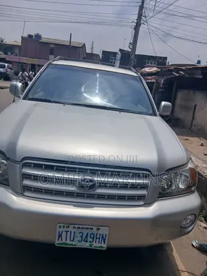Toyota Highlander 2004 Silver