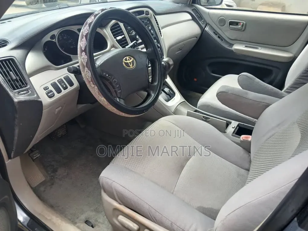Toyota Highlander 2004 Silver