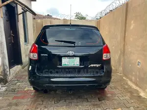 Toyota Matrix Standard FWD (1.8L 4cyl 5M) 2004 Blue