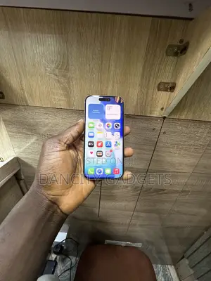 Apple iPhone 15 Pro 128 GB Silver