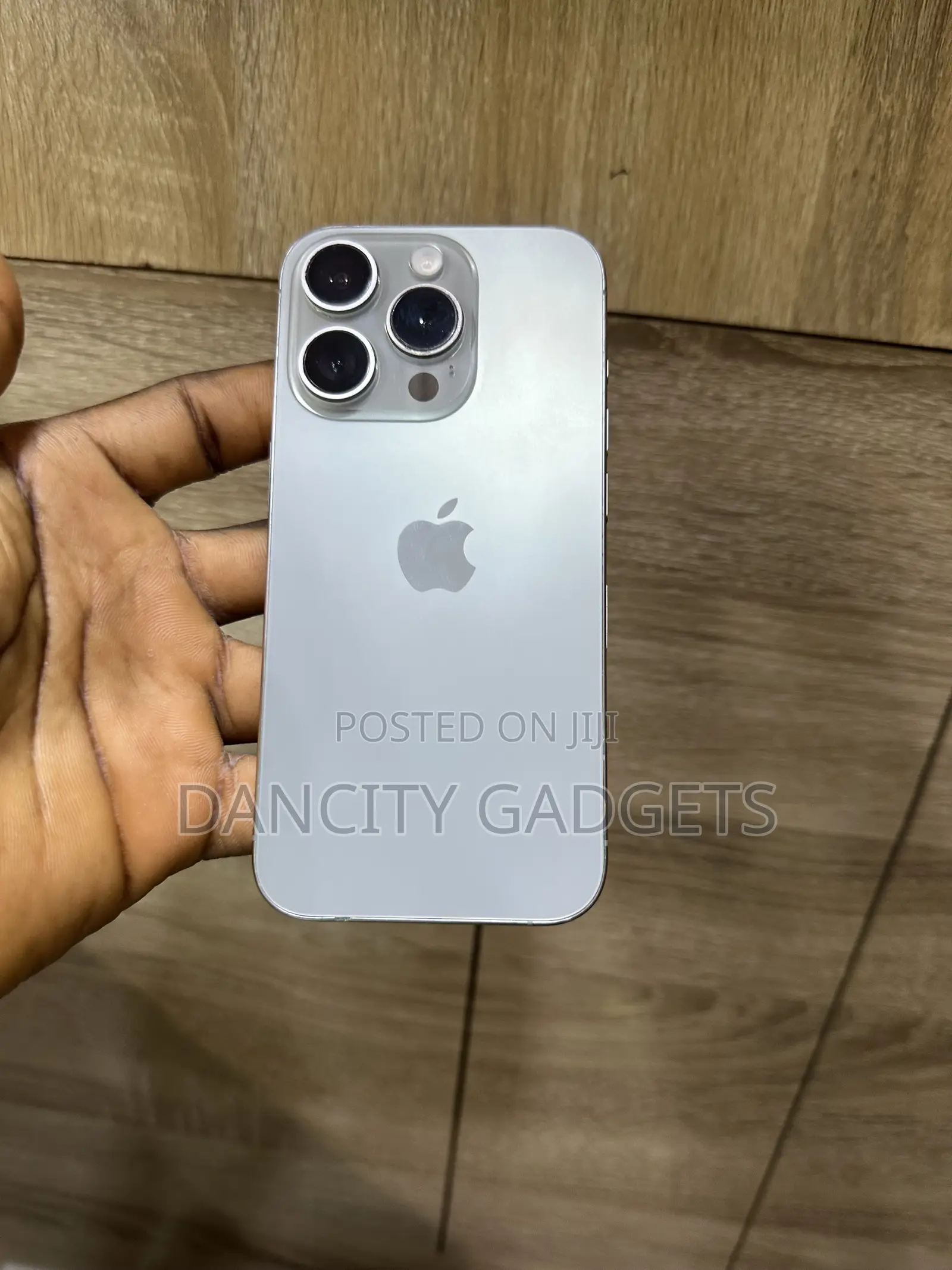 Apple iPhone 15 Pro 128 GB Silver
