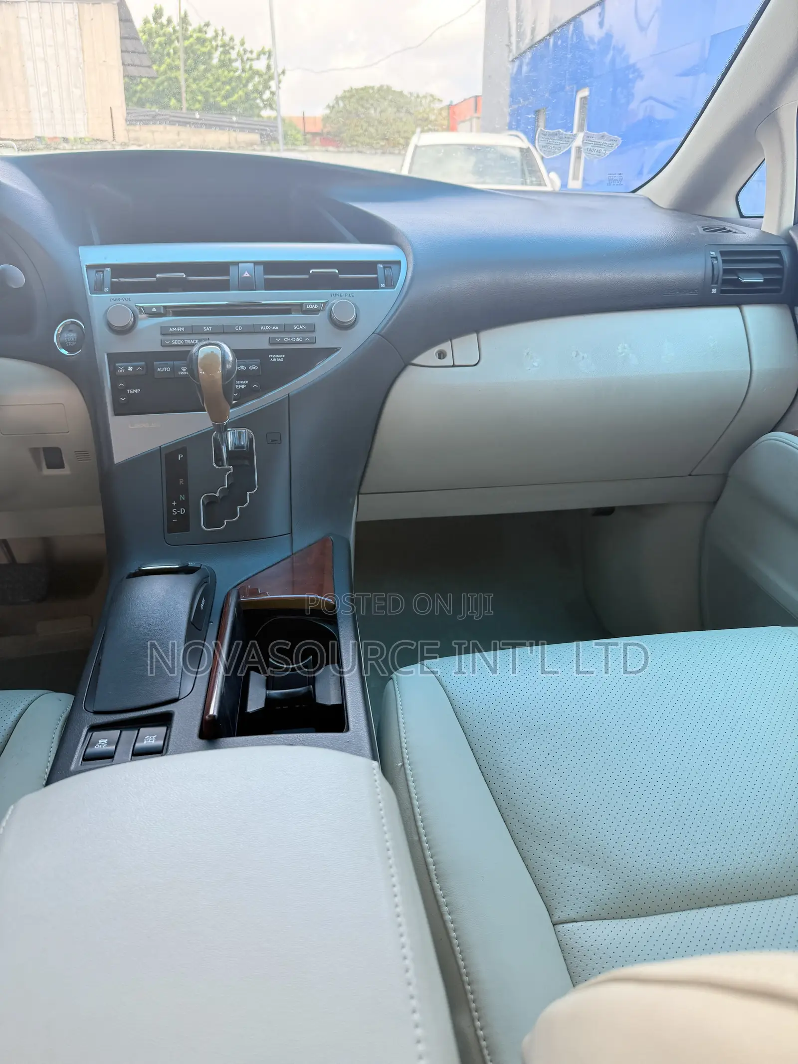 Lexus RX 2011 White