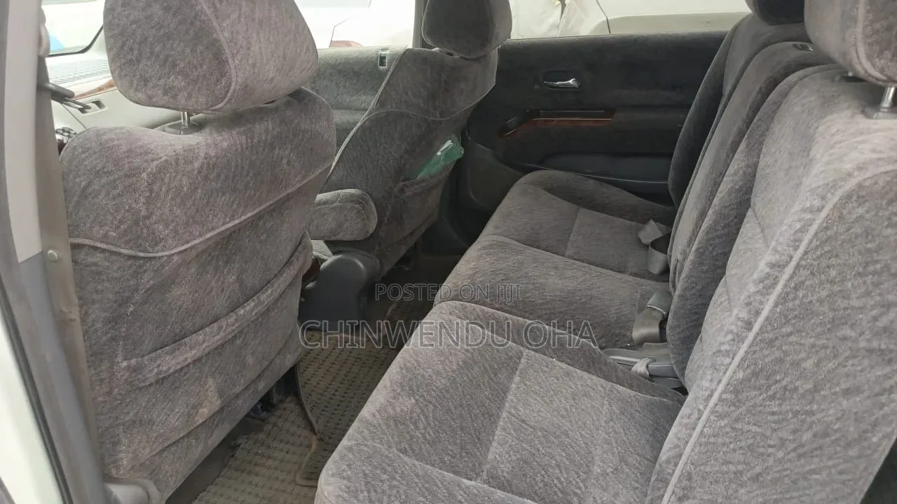Honda Odyssey 2003 White