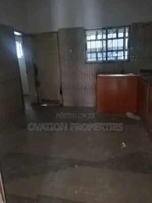 3bdrm Block of Flats in Santos Estate/Valley, Akowonjo for rent