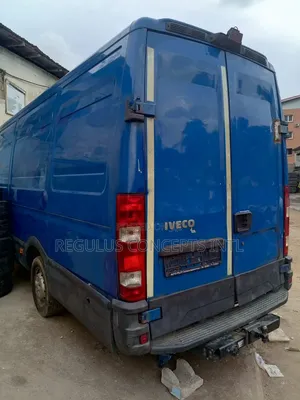 Iveco Daily 1982 Blue