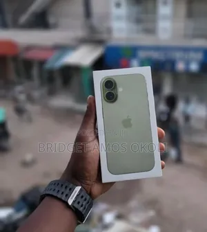 New Apple iPhone 17 256 GB Green