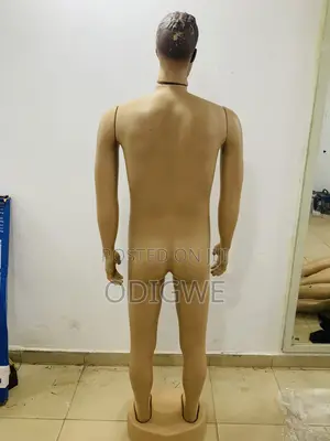 Male Maniques