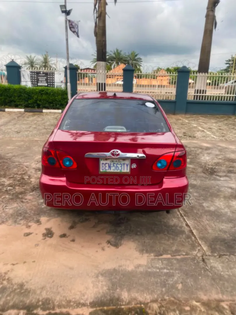 Toyota Corolla 2005 Red
