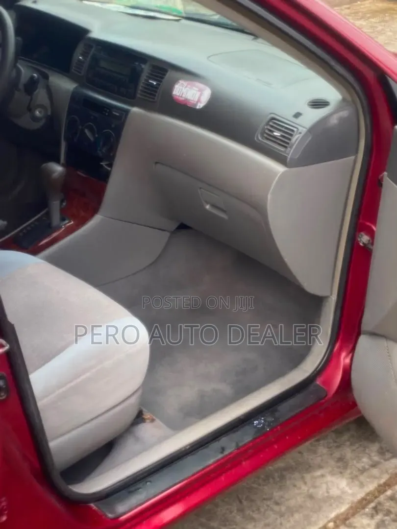 Toyota Corolla 2005 Red