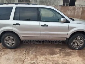 Honda Pilot 2004 Silver