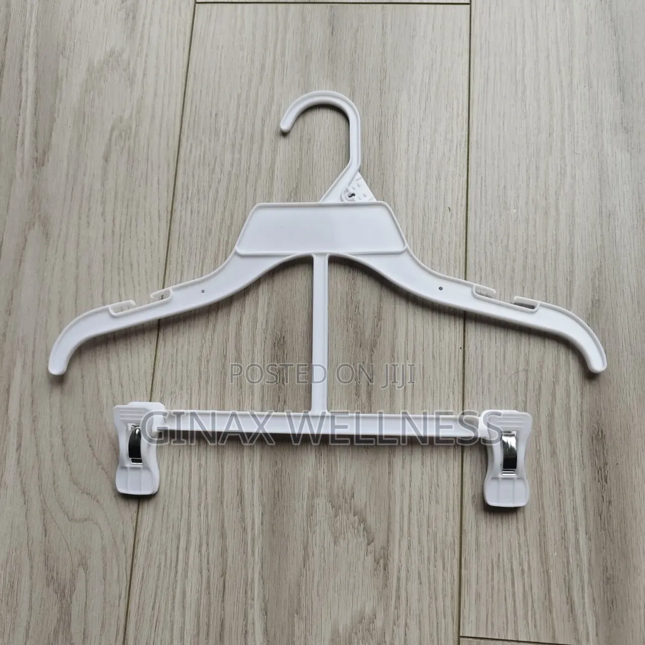 Children's Plastic Clothes Hanger With Strong Trouser Clips (10pieces)