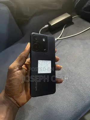 Infinix Smart 7 Plus 64 GB Black
