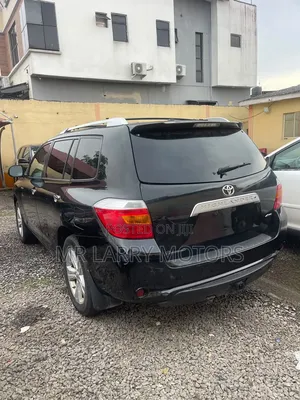 Toyota Highlander Limited 2010 Black
