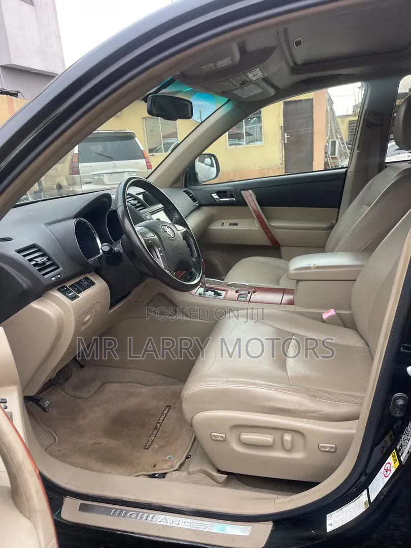 Toyota Highlander Limited 2010 Black
