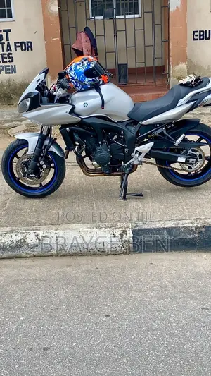 Yamaha FZ 2014 Blue