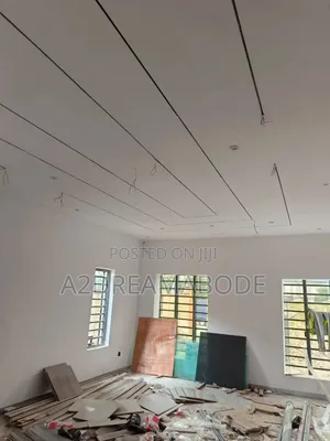 5bdrm Duplex in Omole for sale