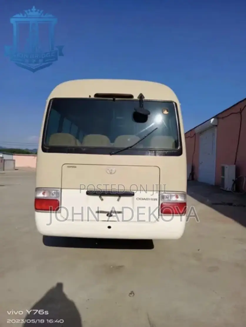 Toyota Coaster 2014 Beige