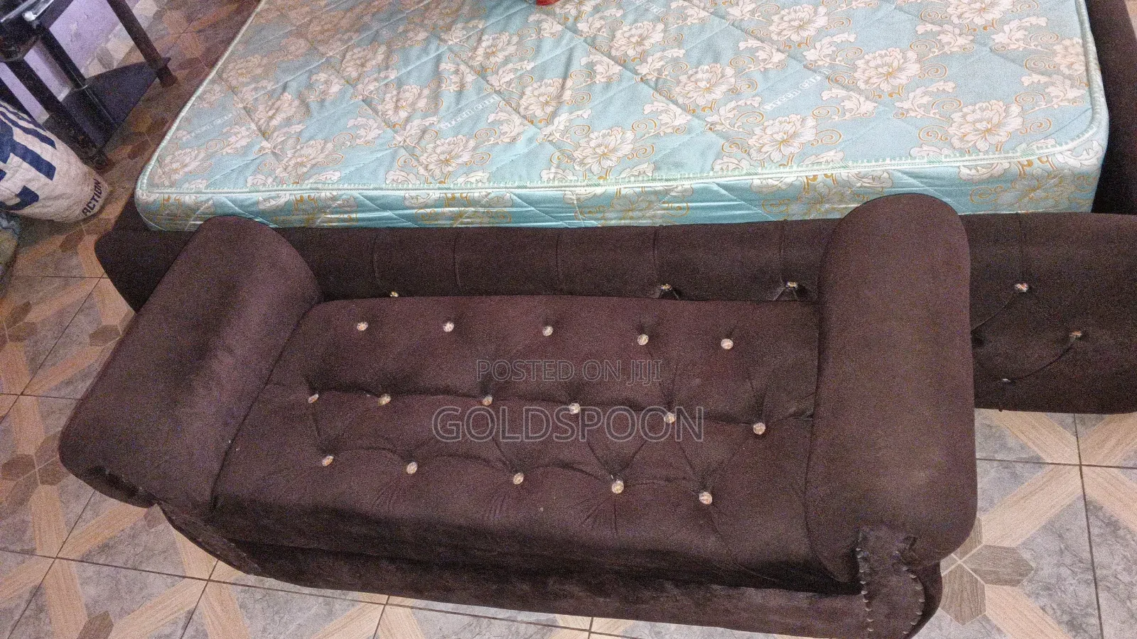 U Shape Sofa Couches Chair , Dining Table Sets, Bed Frame Available